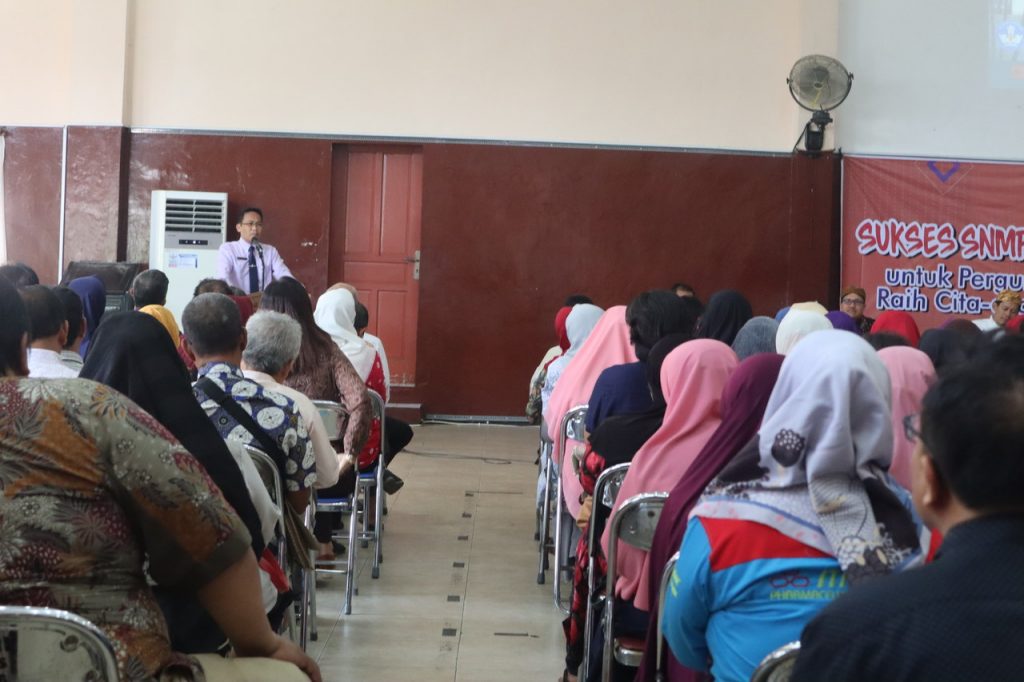 Sosialisasi SNMPTN 2020 Di SMA 5 Semarang - Faculty Of Social And ...