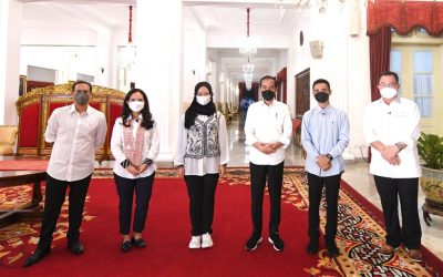 Ayu Sabrina (FISIP UNDIP International Relations Student), Received The Honor Of Meeting The President And The Minister Of Education And Culture Research And Technology For The Kampus Mengajar Program