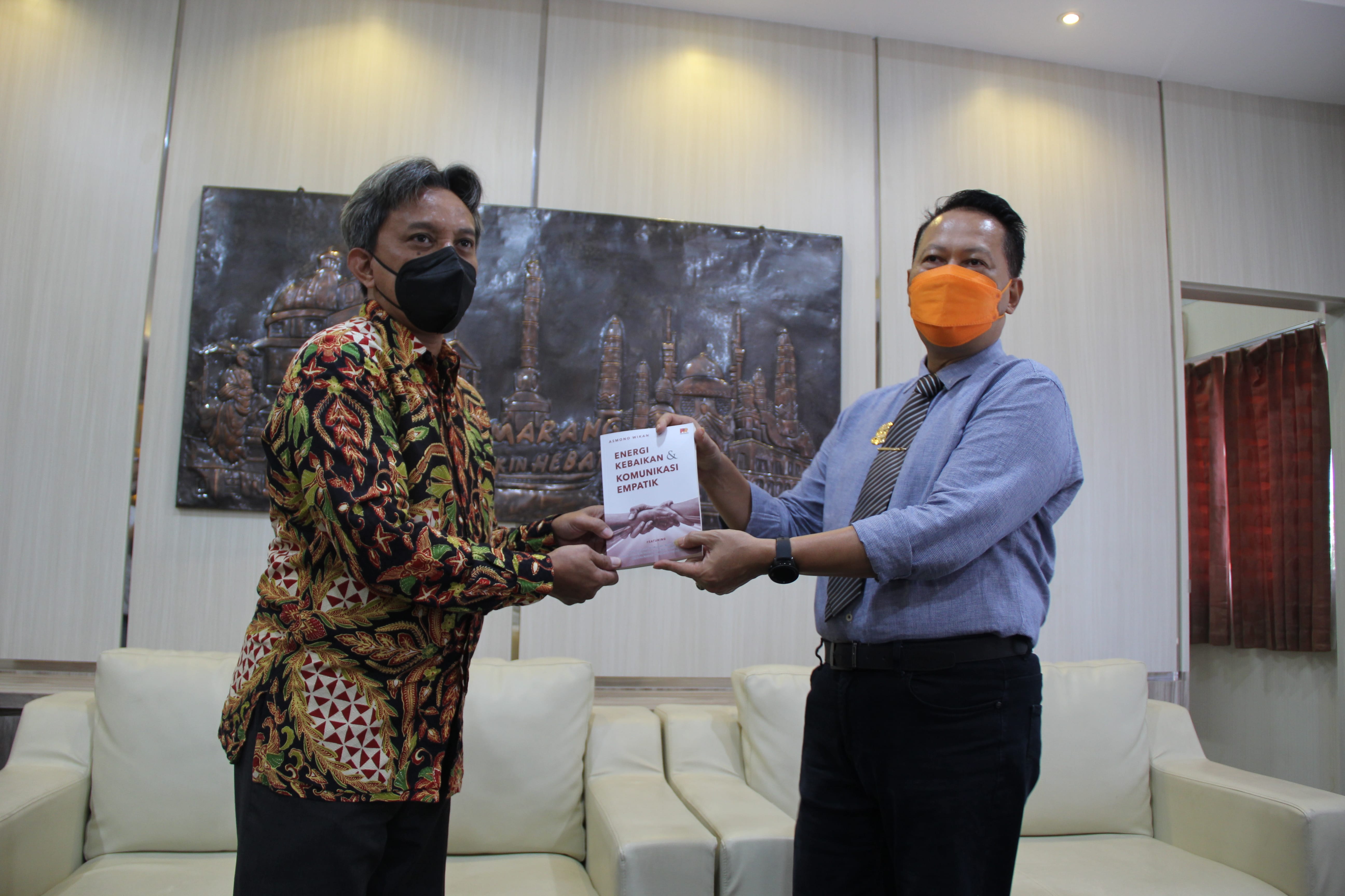 The Central Manager Of Ika Fisip Undip Gave A Visit To The Faculty