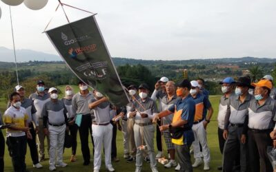 Menpora At The Golf Tournament By IKA Fisip Undip