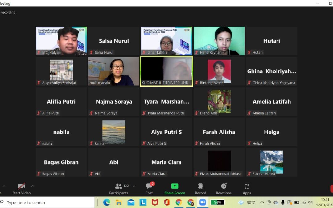 Information and Training Socialization of PKM Proposal Writing for Communication Science Student