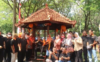 IMPROVING THE AESTHETIC OF FISIP UNDIP THROUGH THE OFFICIAL OF THE GAZEBO FACILITY BY IKA FISIP UNDIP