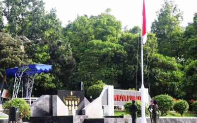 Undip Rector Encourages the Academic Community to Honour and Maintain the Fighting Spirit of National Heroes