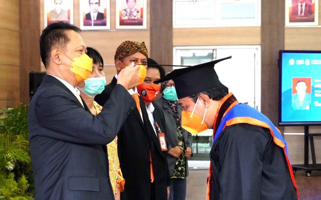 Celebrating the Yudisium Ceremony of FISIP UNDIP November 2022 Period