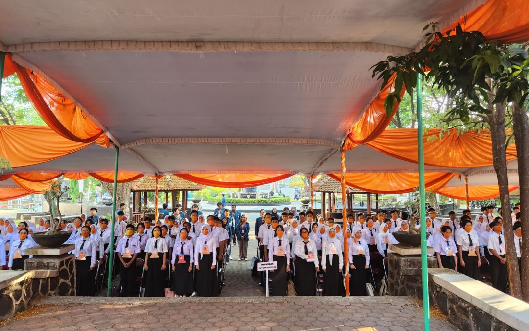 Pengenalan Kehidupan Kampus bagi Mahasiswa Baru (PKKMB) FISIP Undip: Menyemai Wawasan dan Kebijakan Kampus