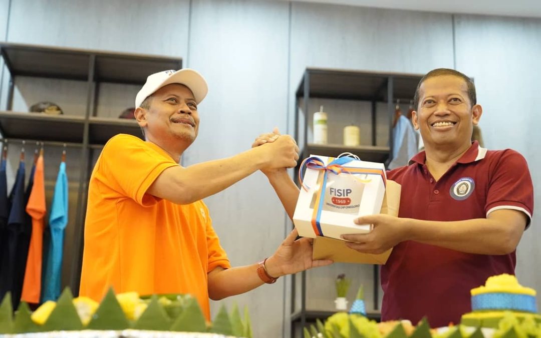 FISIP Undip Promotes Youth Entrepreneurship Through the Inauguration of an Entrepreneurship Laboratory