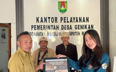 Peningkatan Kualitas Pelayanan Publik Melalui Penyusunan  Standar Operasional Prosedur (SOP) di Desa Genikan