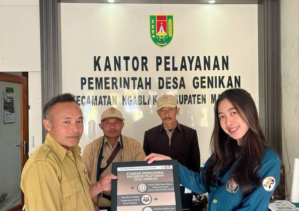 Peningkatan Kualitas Pelayanan Publik Melalui Penyusunan  Standar Operasional Prosedur (SOP) di Desa Genikan