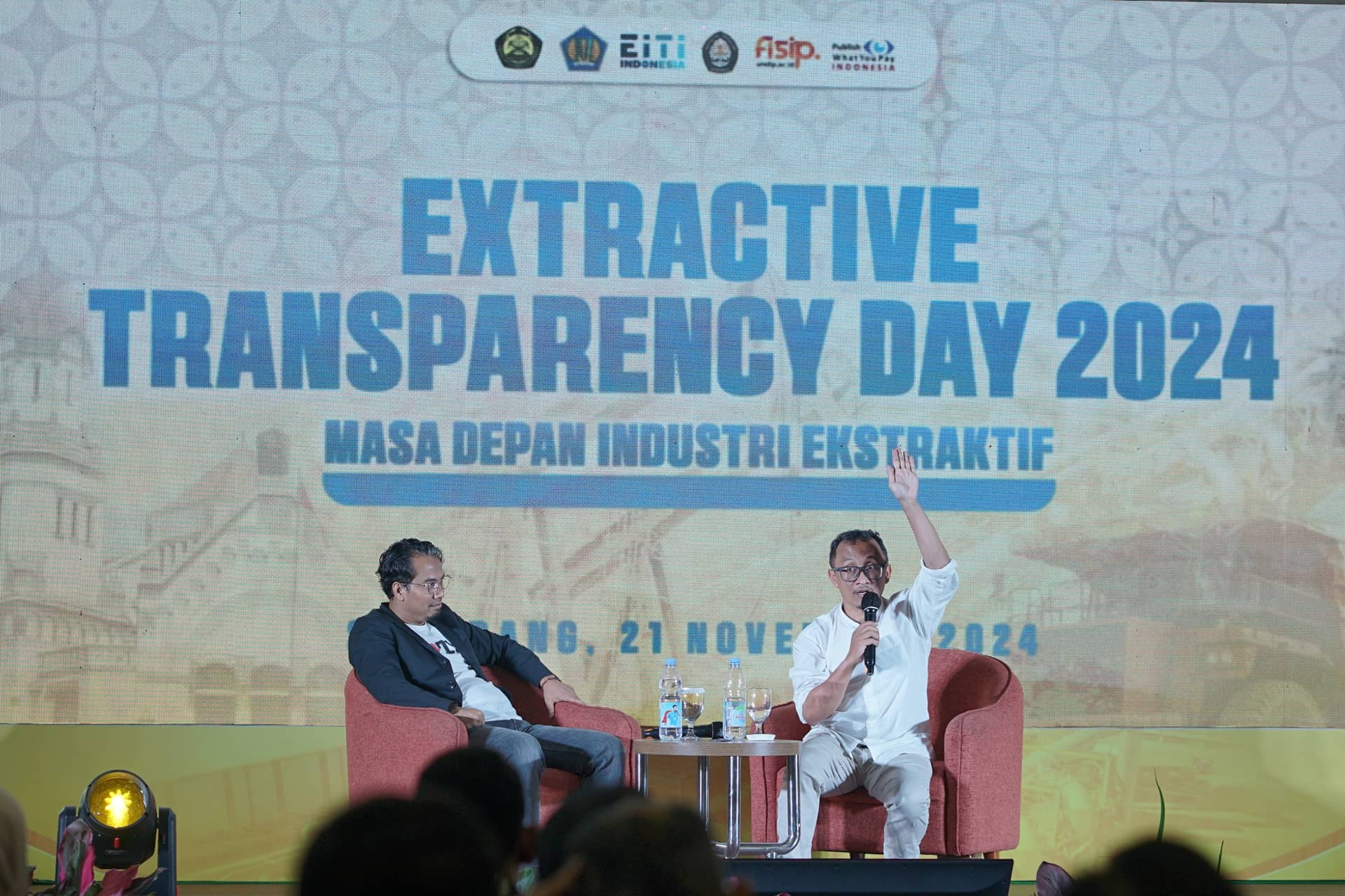 Extractive Transparency Day 2024 di FISIP Undip