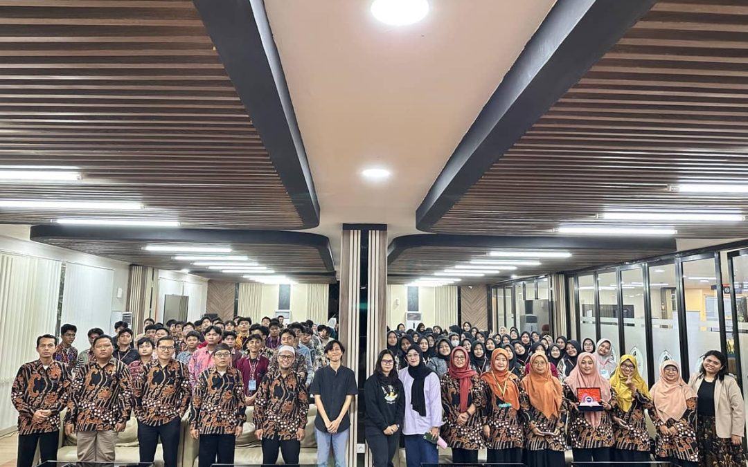 Students of MAN 1 Bekasi Visit FISIP Undip: Enthusiasm Undeterred Despite Heavy Rain