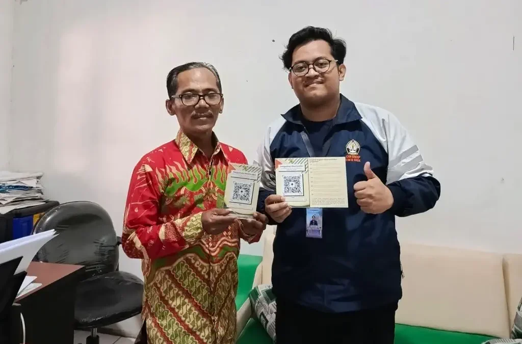 Dalam Rangka Mewujudkan Good Governance, Mahasiswa KKN Tim II Undip Melakukan Digitalisasi Sistem Layanan Pengaduan Masyarakat