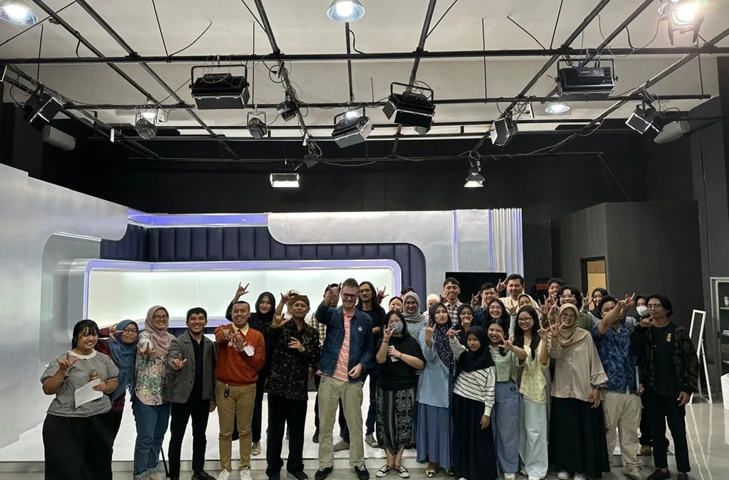 FISIP Undip Gelar International Community Service 2025: Tingkatkan Kapasitas Komunitas Film Lokal melalui Pelatihan Dokumenter