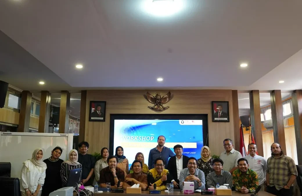 Workshop Penulisan Karya Tulis Ilmiah Internasional & Nonton Bareng Film Dokumenter “Amplop Demokrasi”