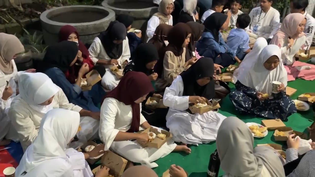 2df880d56d6d941701d9c6529fbf7b1c