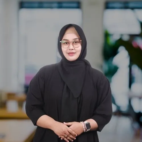 Anis Qomariah, S.A.B., M.Ling.