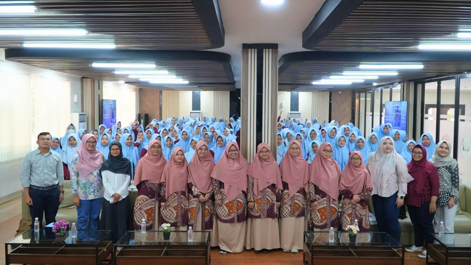 FISIP Undip Sambut Kunjungan SMA AL-ABIDIN Bilingual Boarding School Surakarta 1