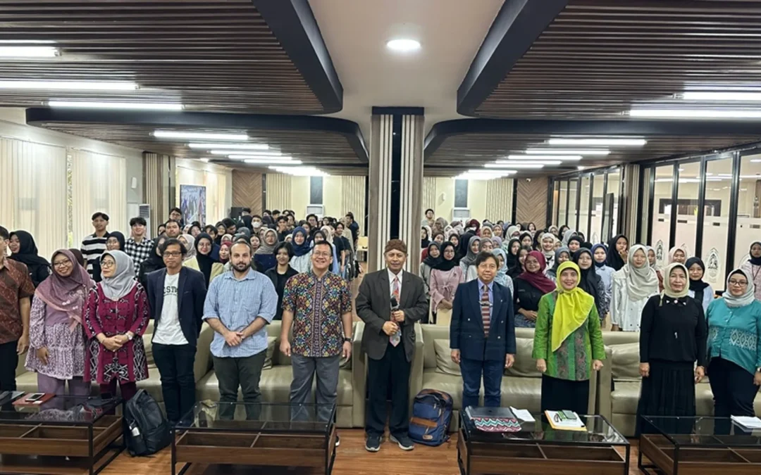 KBK Governansi Publik Undip Gelar Kuliah Umum Internasional: “Decentralization and the Future of Bureaucracy in the Global South”