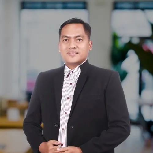 Marten Hanura, S.I.P., M.P.S.