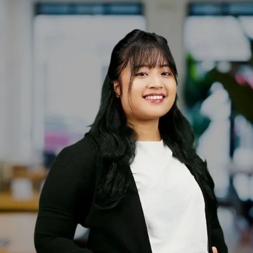 Naomi Putri Bahari Simeon, M.I.kom.