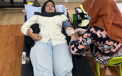 BLOODIES BY THE COMMUNITY SERVICE DIVISION STUDENT EXECUTIVE BOARD (BEM) FISIP UNDIP