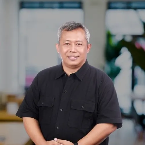 Dr. Drs. R. Slamet Santoso, M.Si.