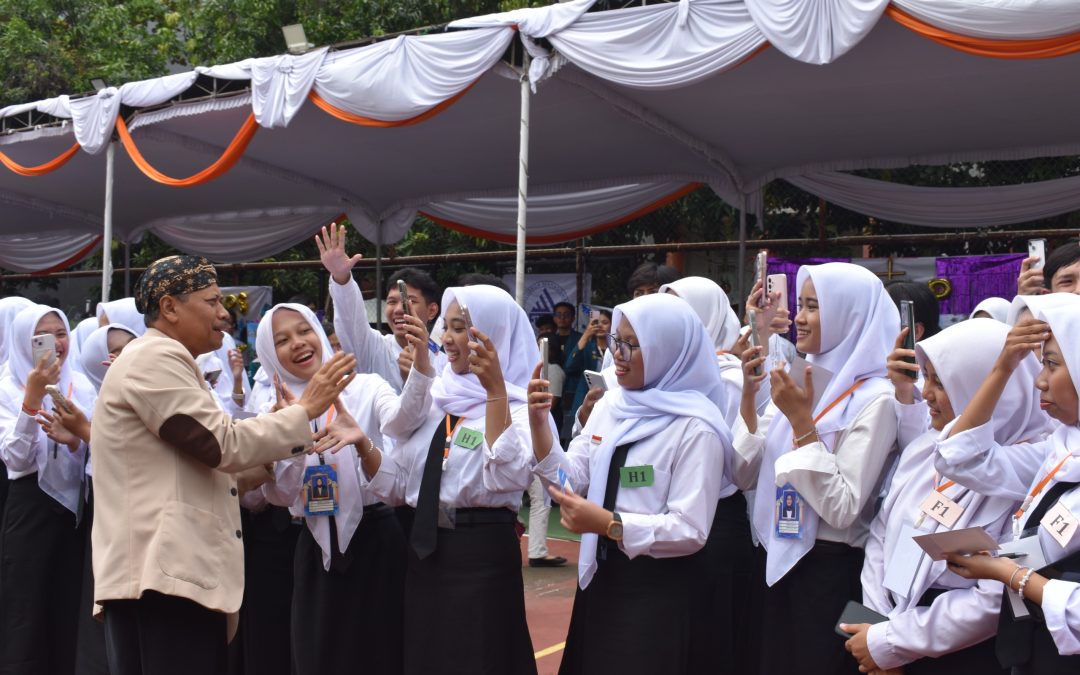 FOREX: Pengenalan Organisasi Mahasiswa sebagai Ruang Gerak dan Berdinamika kepada Mahasiswa Baru