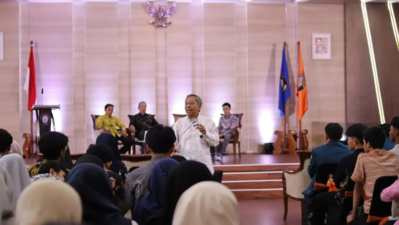 Kolaborasi Strategi Hijau melalui Community Development Berbasis Lingkungan oleh PT. Pupuk Kalimantan Timur 1