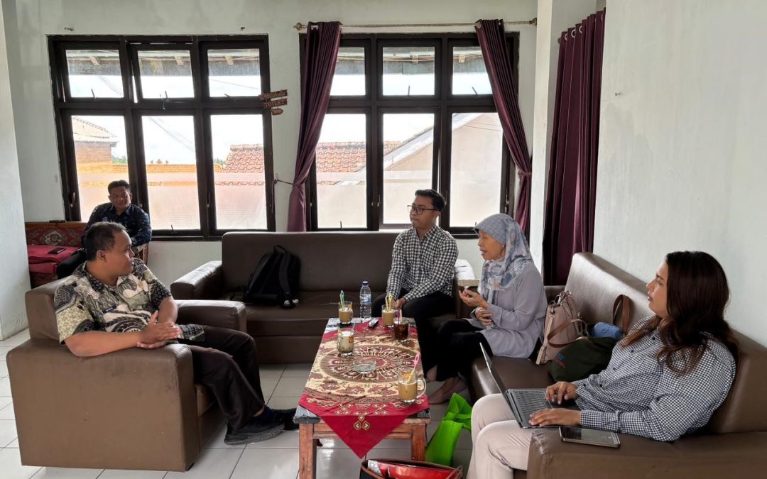 FISIP Undip Gelar Survei UMKM di Wisata Guci: Dorong Kolaborasi Akademisi, Pemerintah, dan Masyarakat untuk Reformasi Birokrasi Berbasis Data