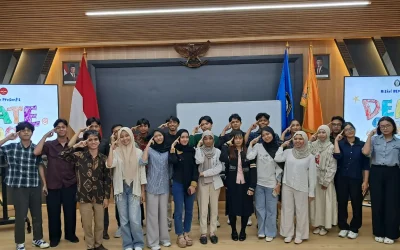 Debate School 2025 BEM FISIP UNDIP Latih 50 Mahasiswa Kuasai Teknik Debat Bilingual