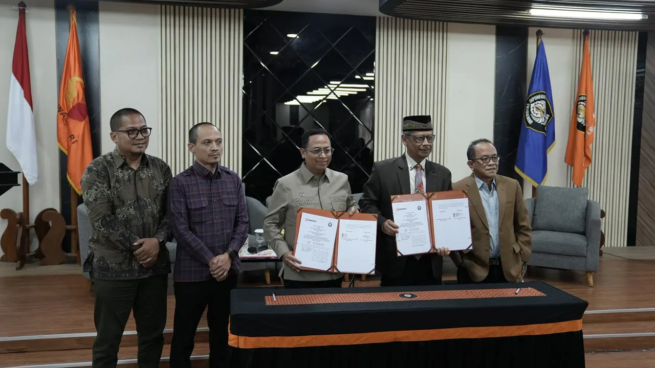 Seminar Nasional Dalam Rangka Memperkuat Integritas Pemilu Melalui Literasi Data Pengawasan Pemilu 1