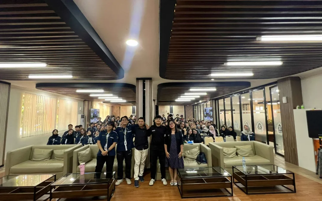 Visitasi Organisasi HMPSHI UNDIP X KOMAHI UGM