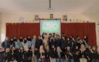 Opini Goes to School: A Community Service Initiative by LPM Opini for the Journalism Club of SMA Negeri 12 Semarang