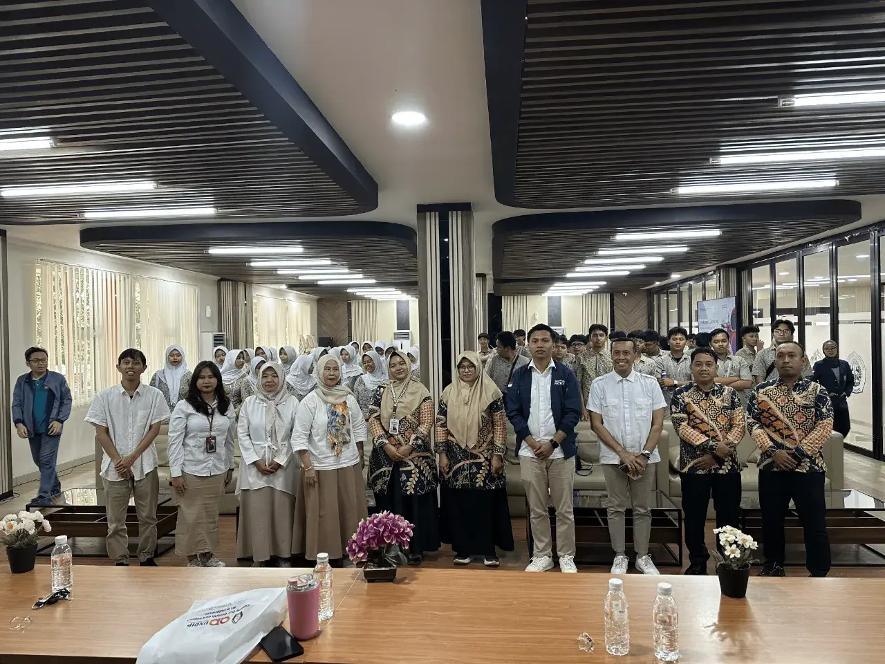 Langkah Awal Menuju Kampus Impian, SMA Citra Islami Kunjungi FISIP Undip